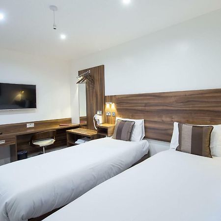 Heathrow-Windsor Guest House Slough Extérieur photo