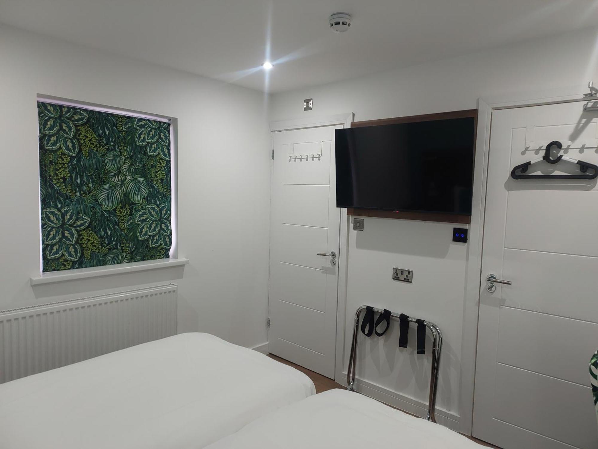 Heathrow-Windsor Guest House Slough Extérieur photo
