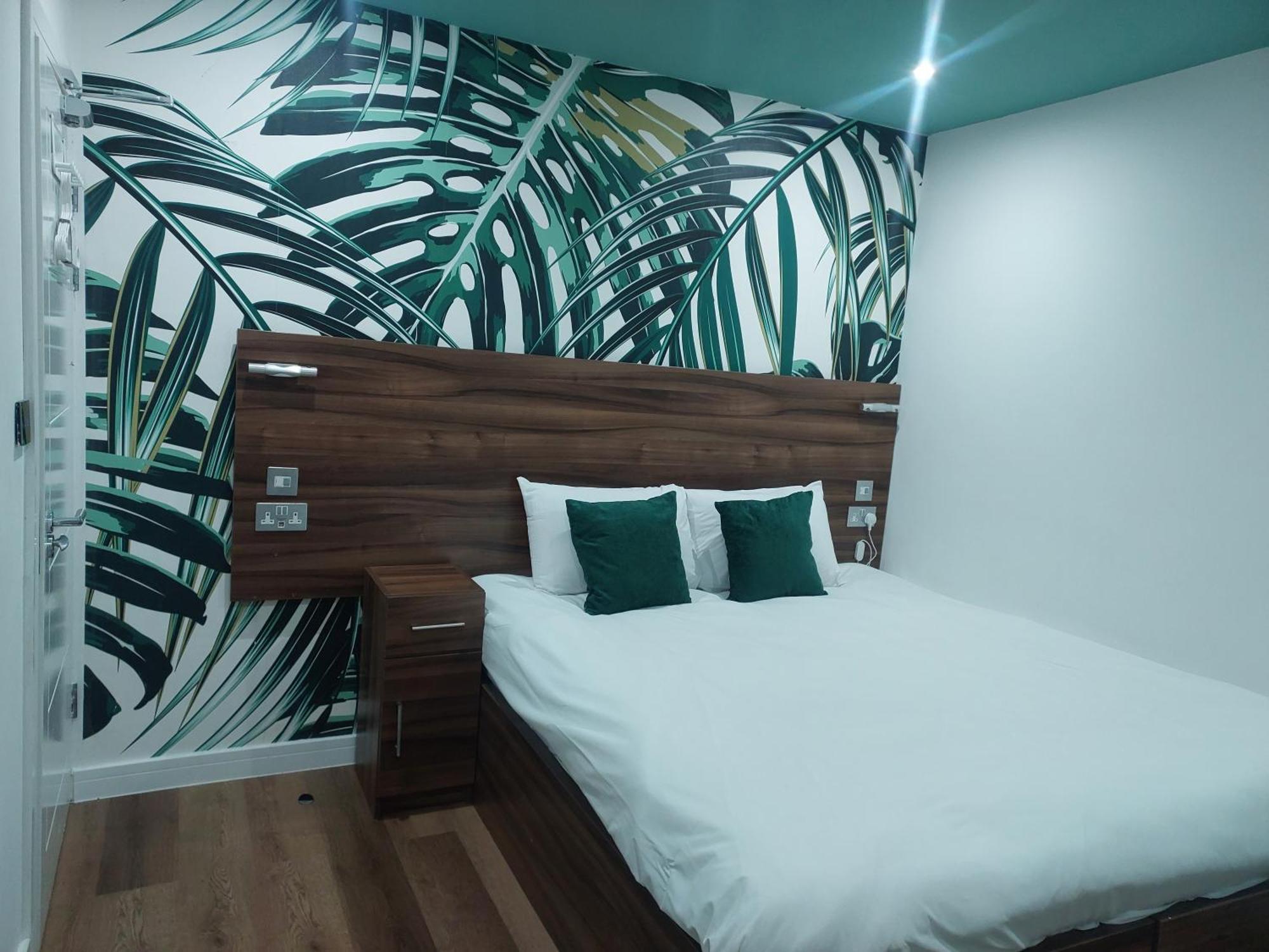 Heathrow-Windsor Guest House Slough Extérieur photo