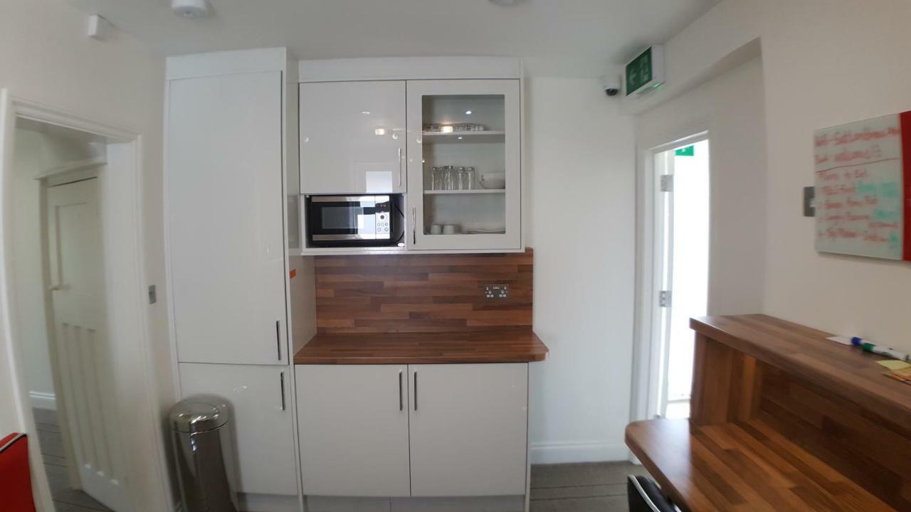Heathrow-Windsor Guest House Slough Extérieur photo