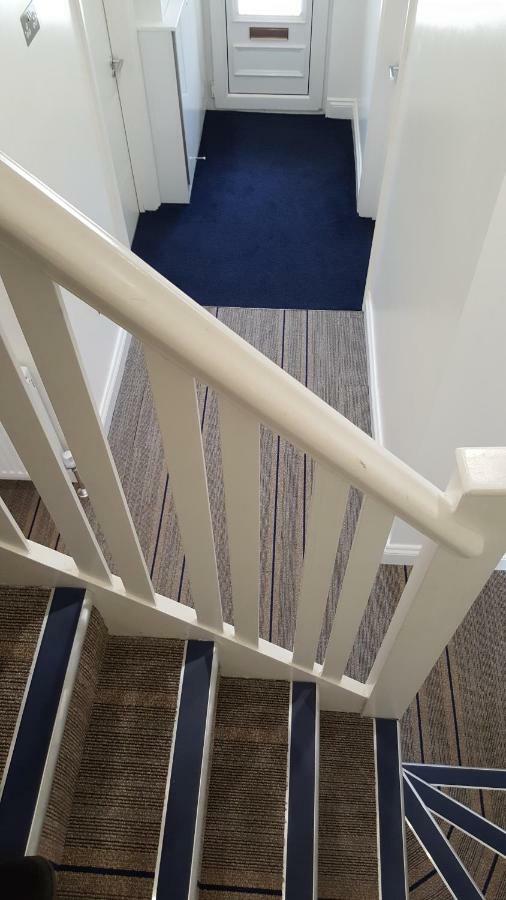 Heathrow-Windsor Guest House Slough Extérieur photo