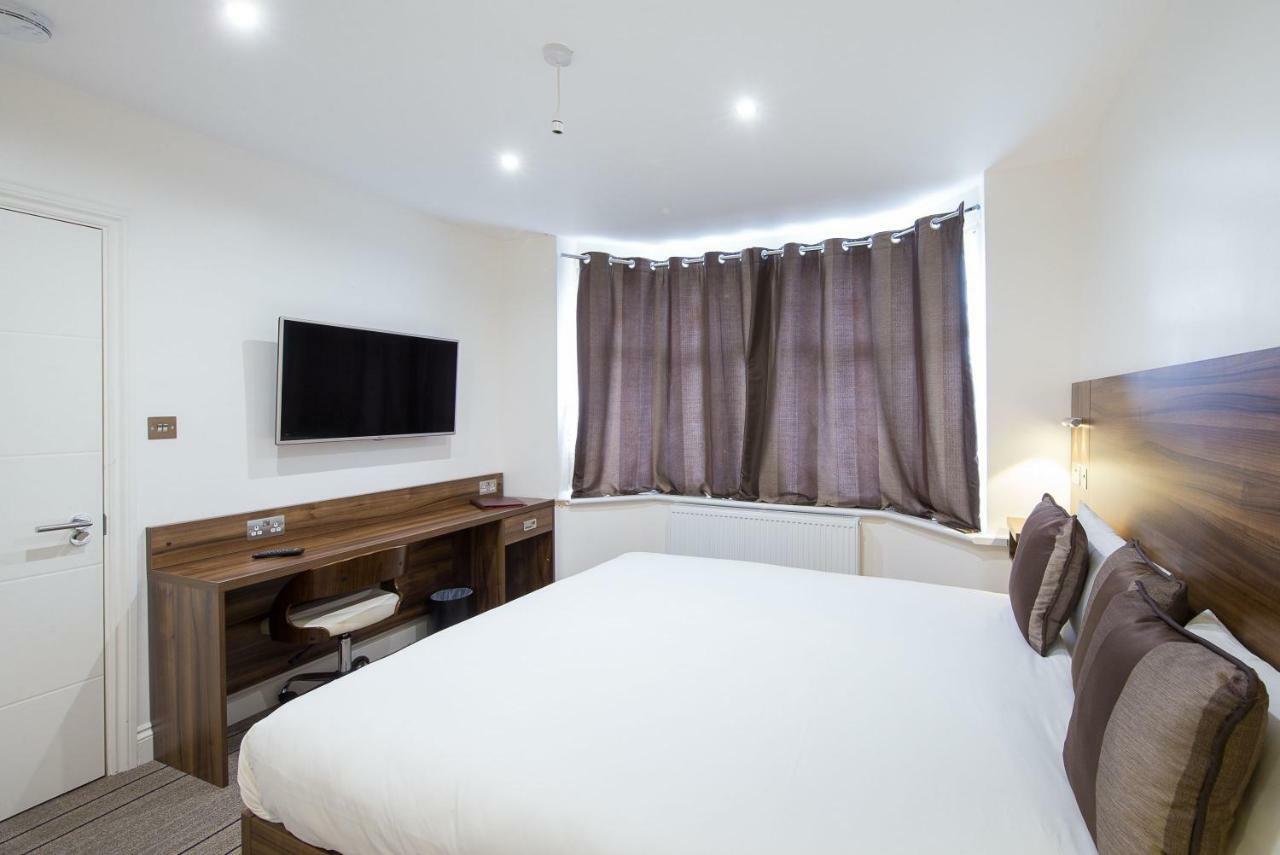 Heathrow-Windsor Guest House Slough Extérieur photo