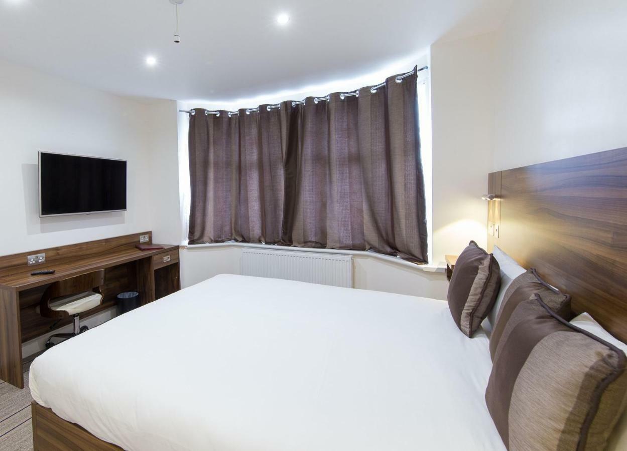 Heathrow-Windsor Guest House Slough Extérieur photo