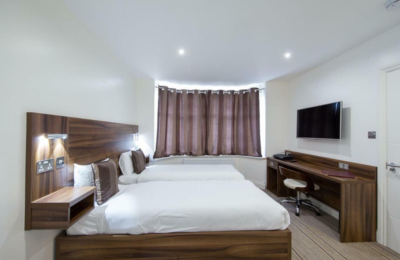 Heathrow-Windsor Guest House Slough Extérieur photo