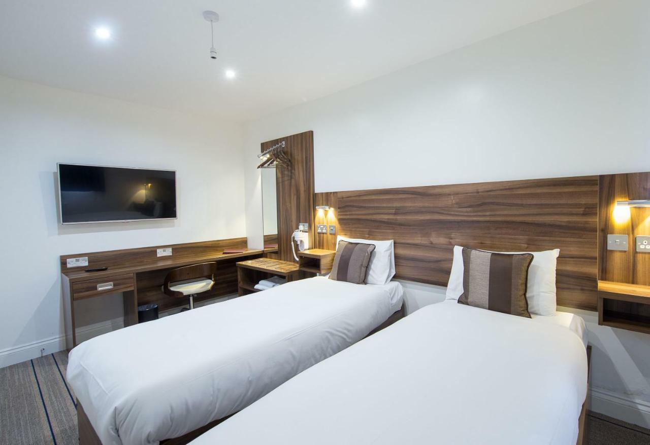 Heathrow-Windsor Guest House Slough Extérieur photo