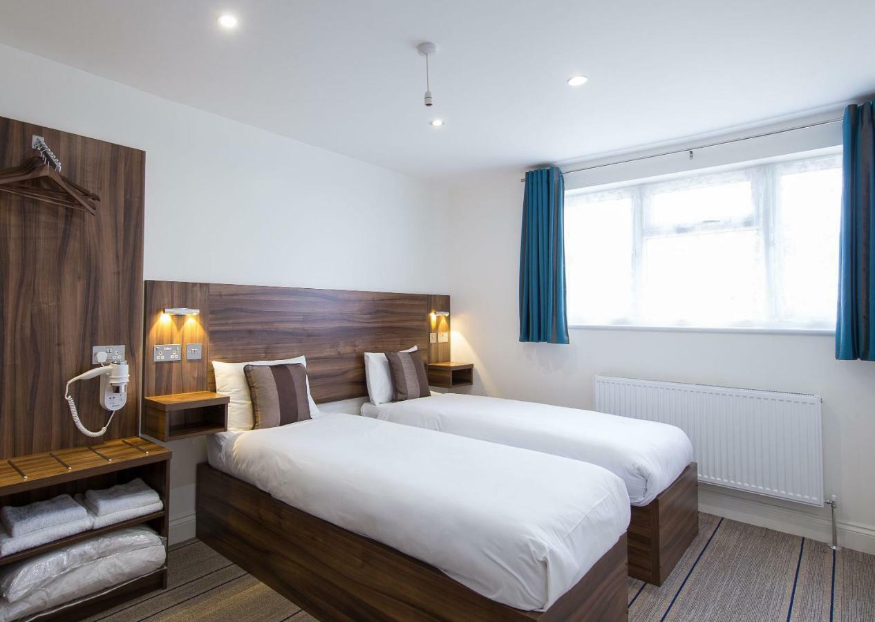 Heathrow-Windsor Guest House Slough Extérieur photo