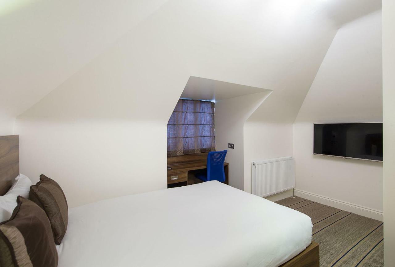 Heathrow-Windsor Guest House Slough Extérieur photo
