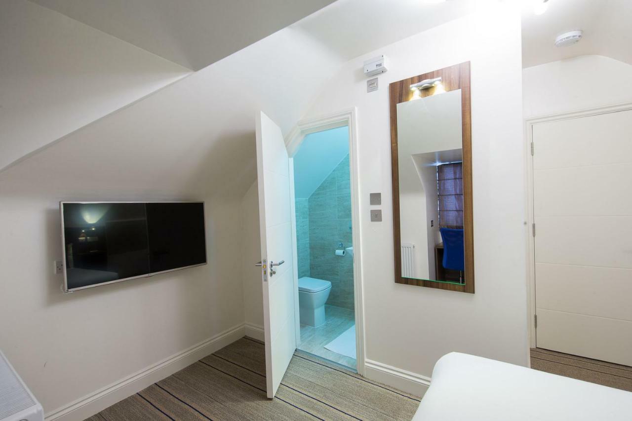 Heathrow-Windsor Guest House Slough Extérieur photo